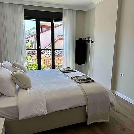 Cozy 2 Bedroom Near Izmit Golcuk